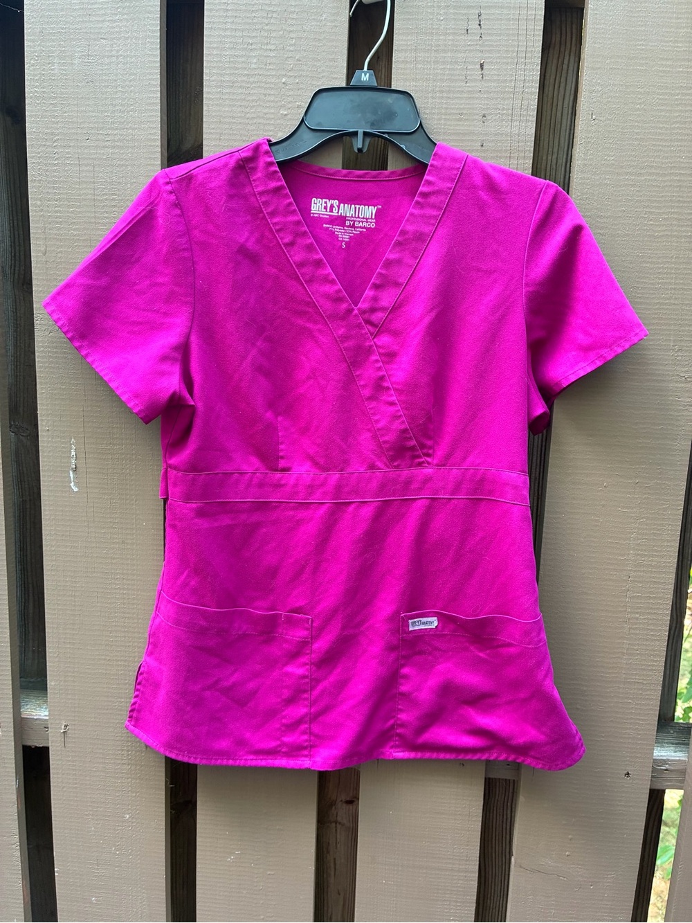 Grey's Anatomy Women's Bright Fuchsia V-Neck Scrub Top